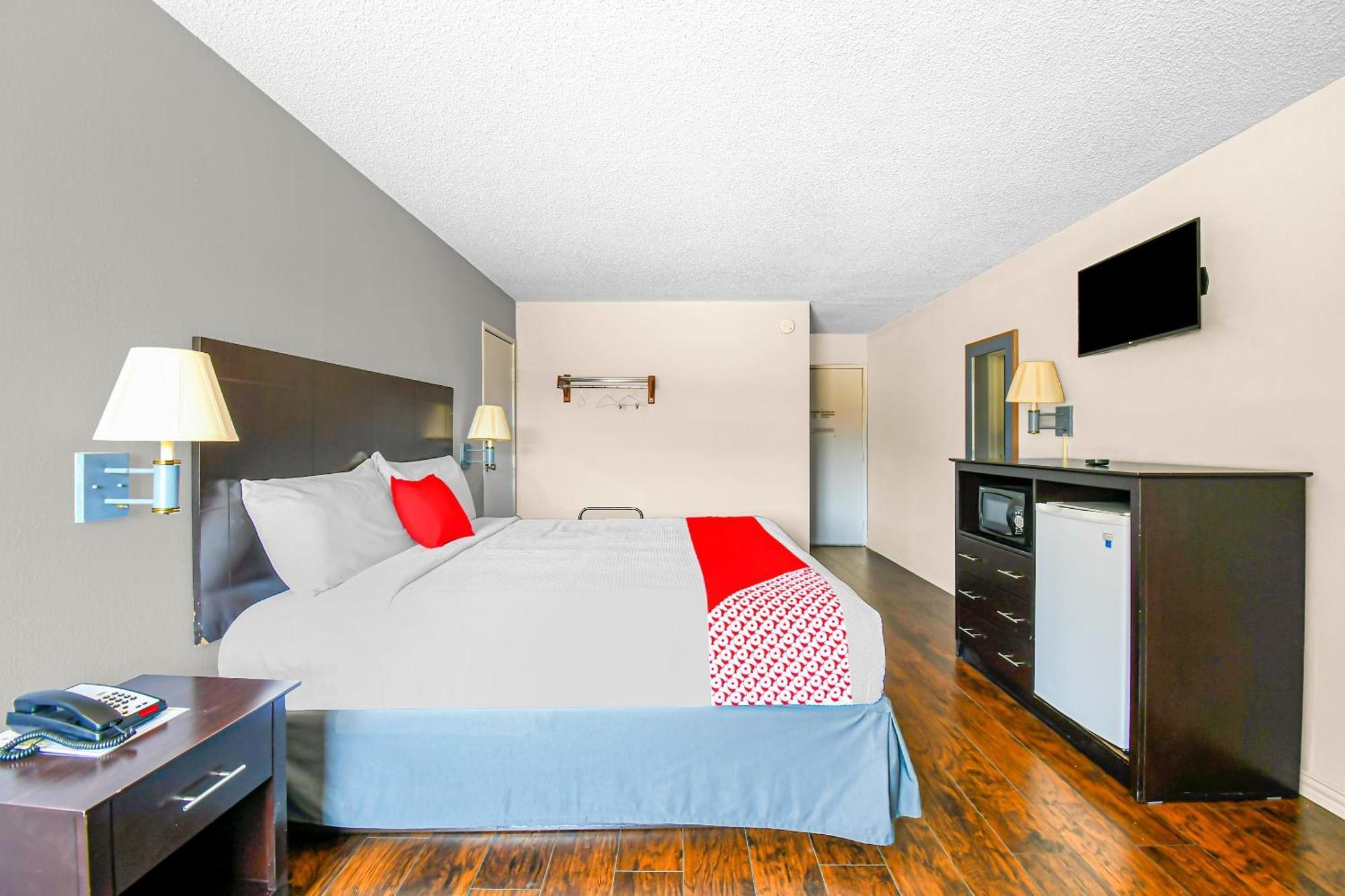 Oyo Hotel Irving Dfw Airport South Экстерьер фото