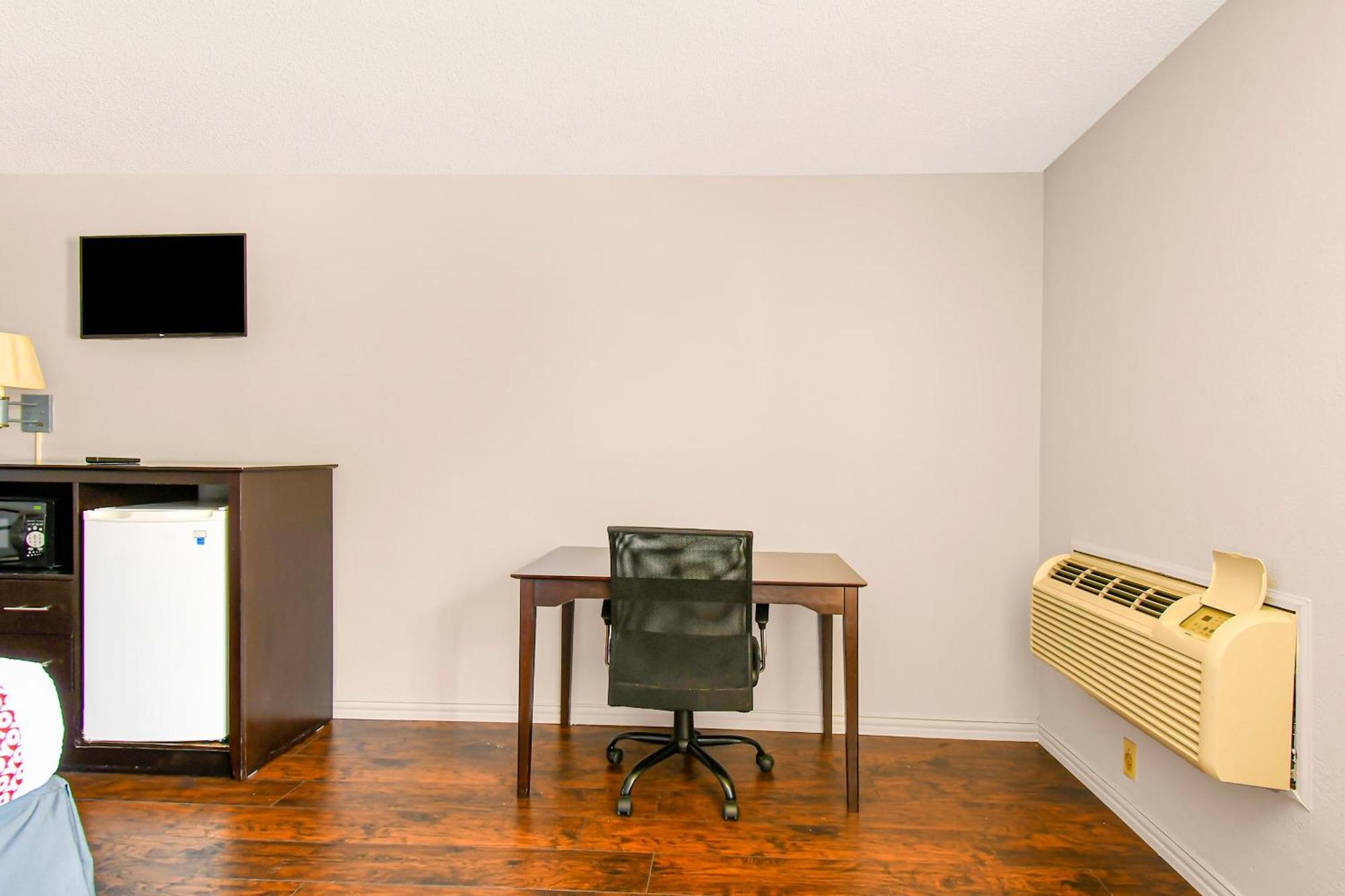 Oyo Hotel Irving Dfw Airport South Экстерьер фото